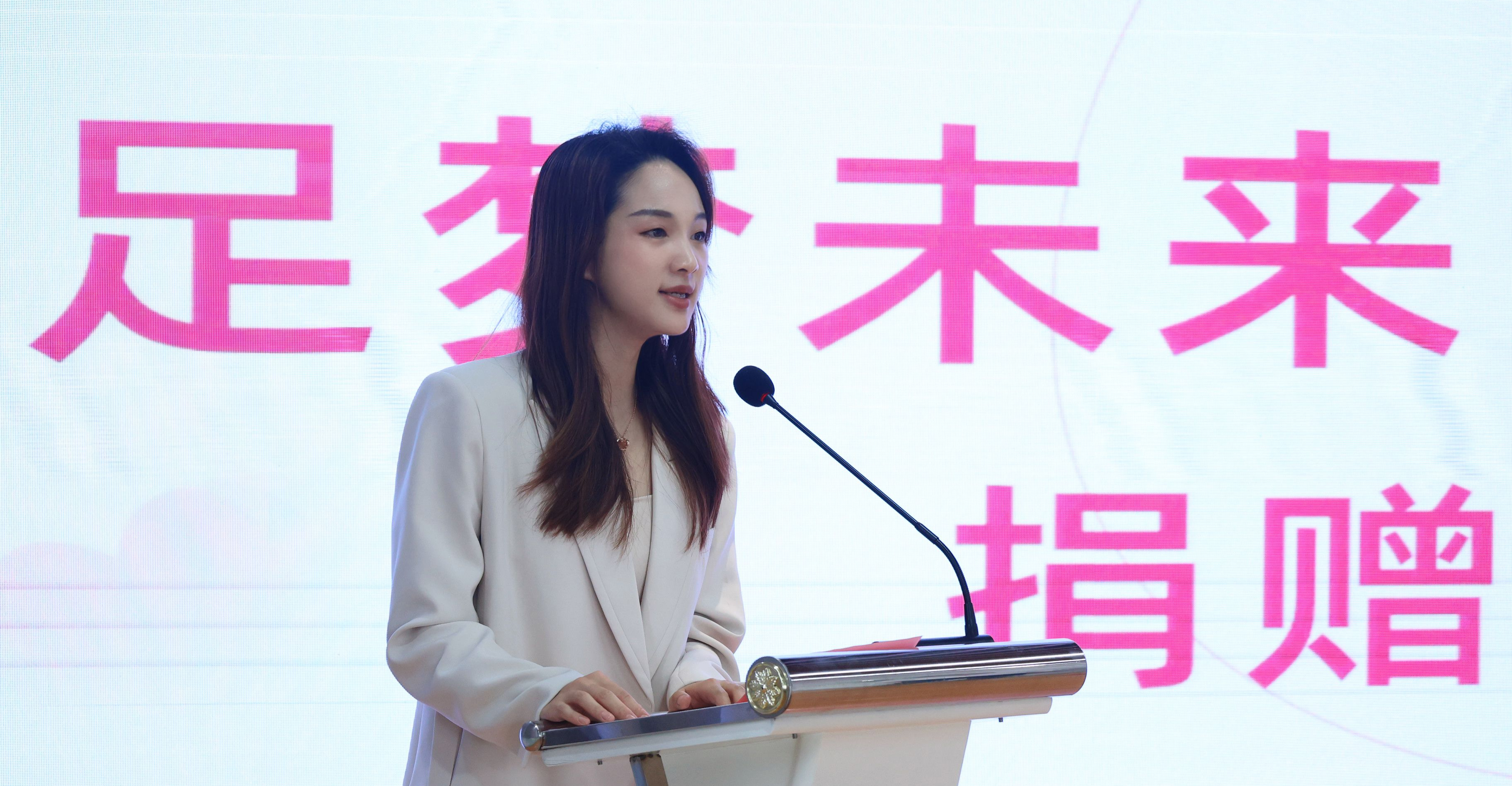 /uploads/image/2025/11/18/1763452653802030/宜川公益.jpg 宜川公益.jpg